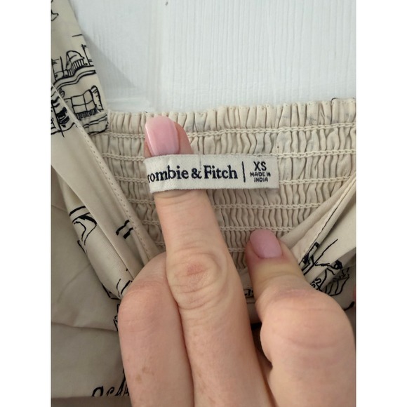 Abercrombie & Fitch Emerson Printed Pleated Maxi Dress Europe Cafe - Picture 8 of 9